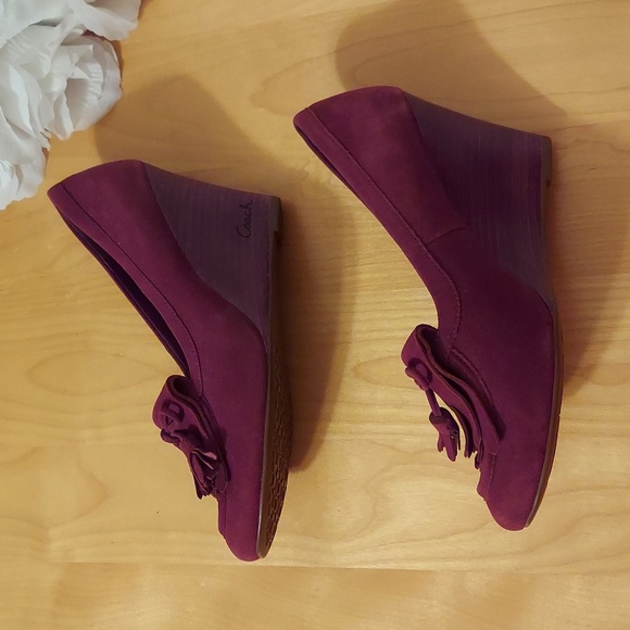 Coach Terri Purple Suede Tassled Mocassin Loafer Style Wedges Size 7 - Picture 7 of 16